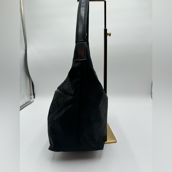 Gucci-Authentic-Canvas Hobo with Monogram GG logo - Double Pocket - Picture 4 of 15